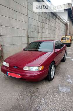 Седан Ford Taurus 1992 в Ивано-Франковске
