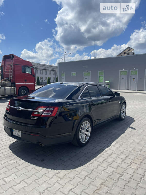 Седан Ford Taurus 2017 в Вінниці