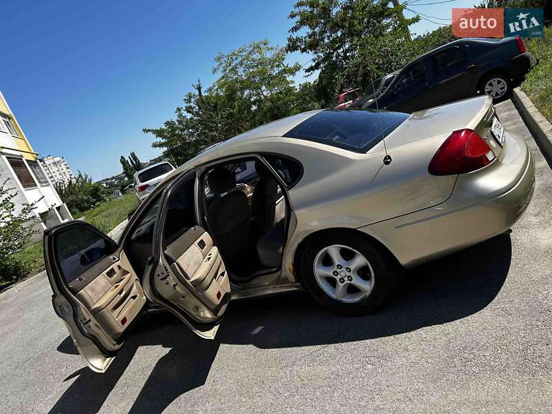 Седан Ford Taurus 2000 в Харькове