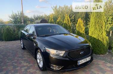 Седан Ford Taurus 2014 в Горішніх Плавнях