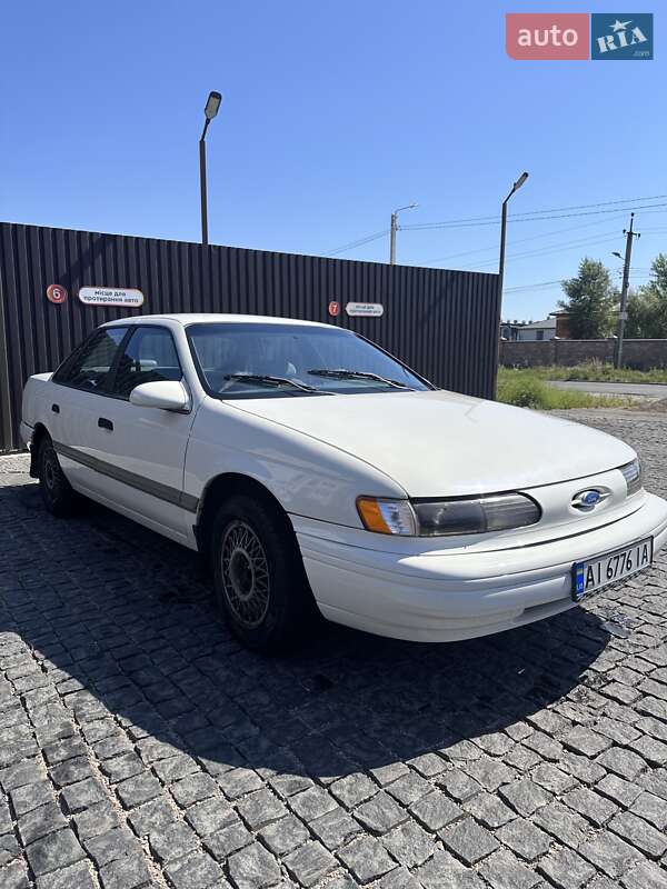Седан Ford Taurus 1992 в Софиевской Борщаговке