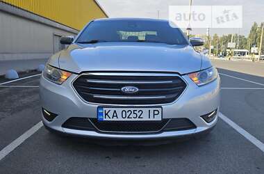 Седан Ford Taurus 2017 в Києві