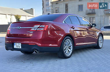 Седан Ford Taurus 2013 в Львове