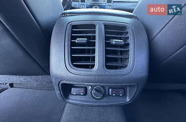 Седан Ford Taurus 2013 в Львове