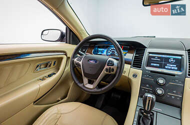 Седан Ford Taurus 2015 в Киеве