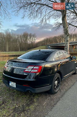 Седан Ford Taurus 2017 в 
