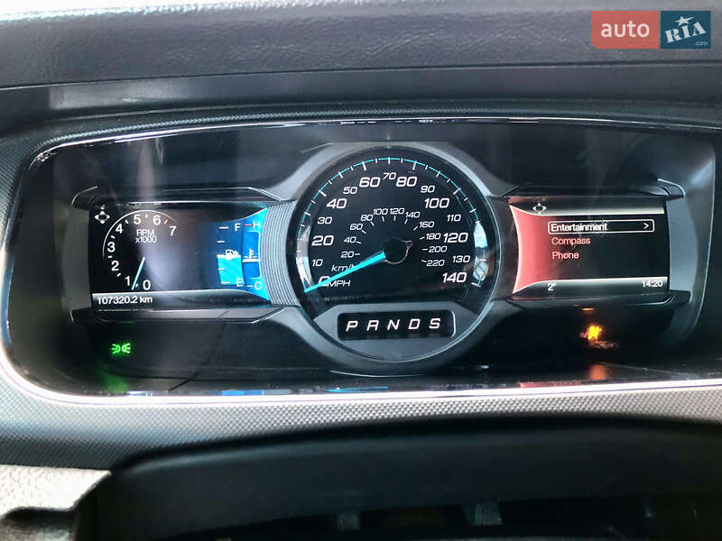 Седан Ford Taurus 2017 в Луцке