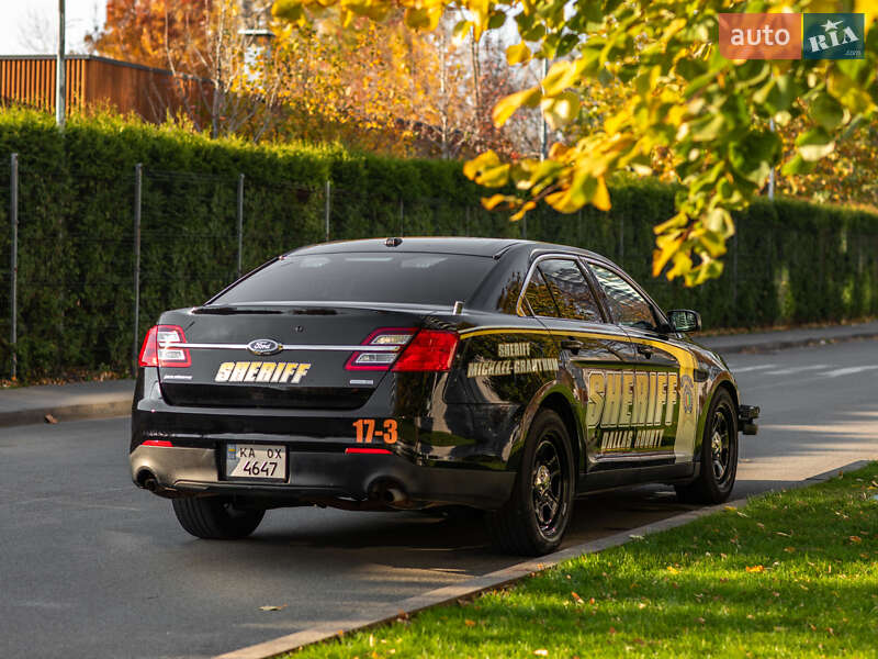 Седан Ford Taurus 2017 в Киеве
