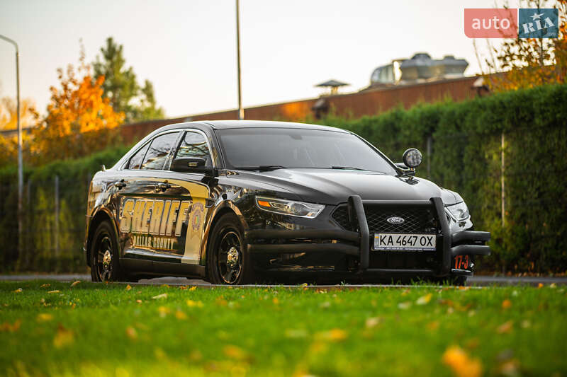 Седан Ford Taurus 2017 в Киеве