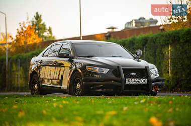 Седан Ford Taurus 2017 в 