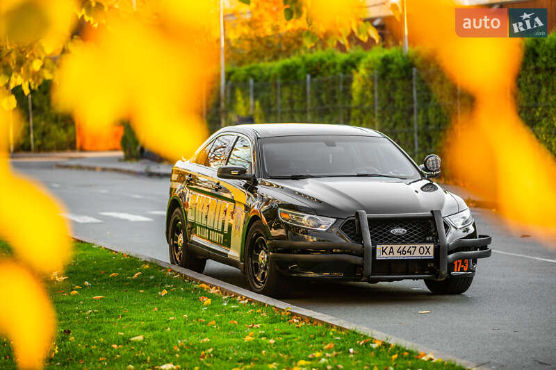 Седан Ford Taurus 2017 в Киеве