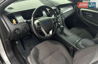Седан Ford Taurus 2014 в 