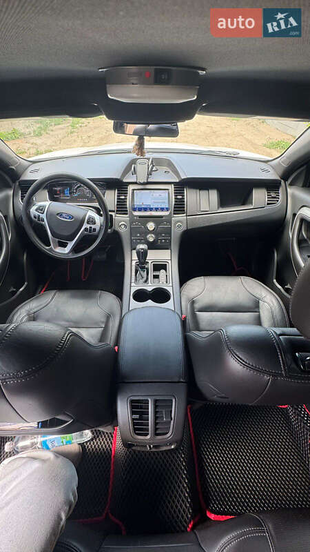 Седан Ford Taurus 2014 в Харькове