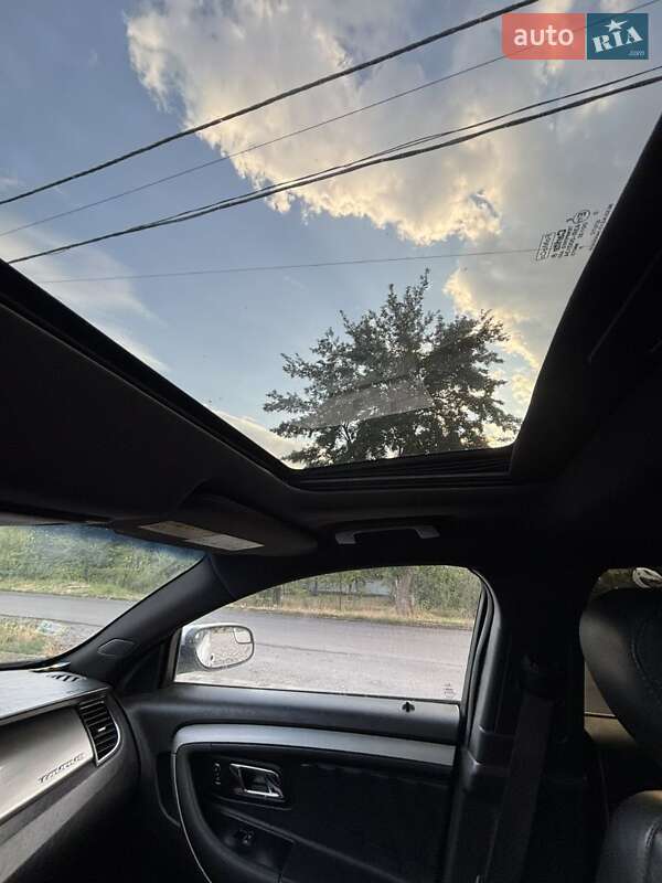 Седан Ford Taurus 2012 в Днепре