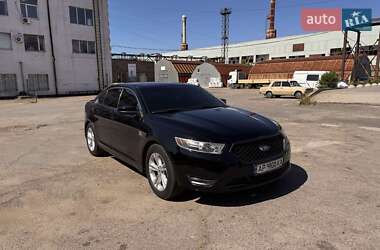 Седан Ford Taurus 2017 в Запоріжжі