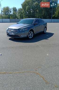 Седан Ford Taurus 2012 в Белогородке