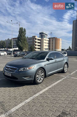 Седан Ford Taurus 2009 в Киеве