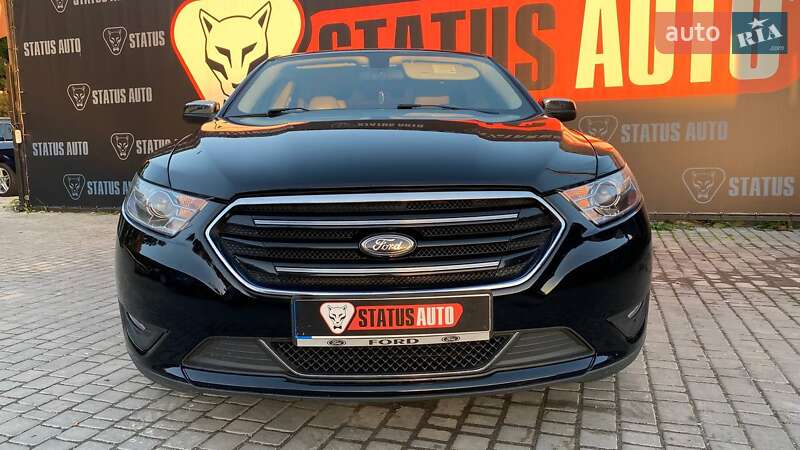 Седан Ford Taurus 2017 в Виннице
