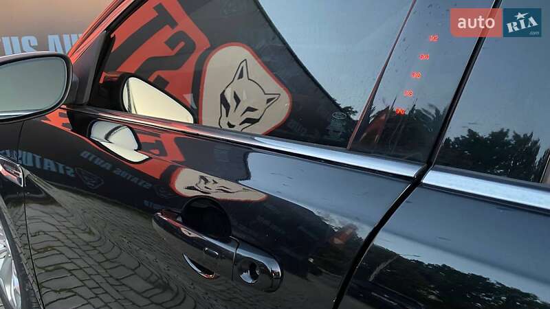 Седан Ford Taurus 2017 в Виннице