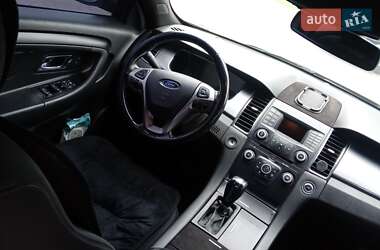 Седан Ford Taurus 2012 в Белогородке