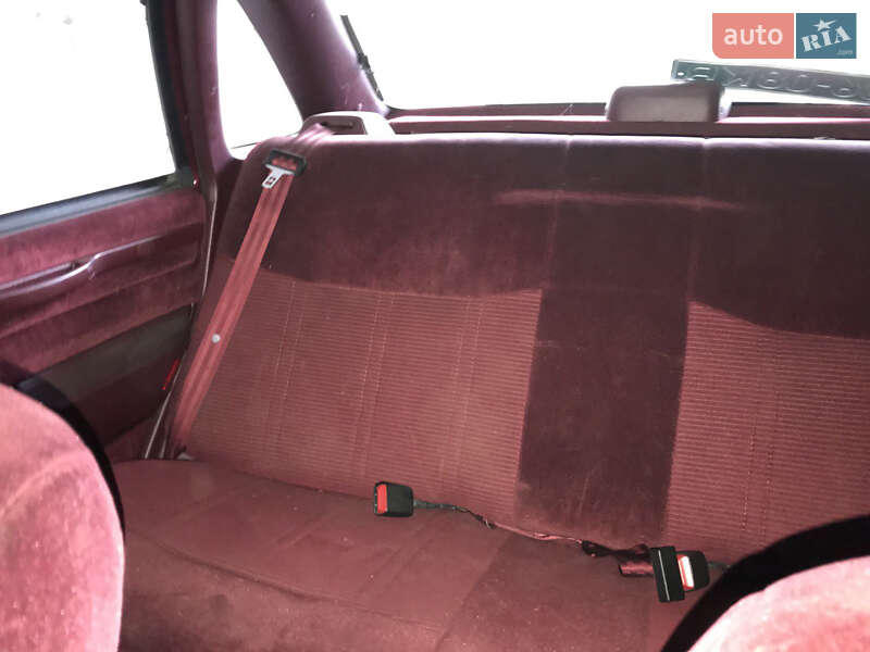 Седан Ford Taurus 1990 в Гнедине фото 9 Седан Ford Taurus 1990 в Гнедине