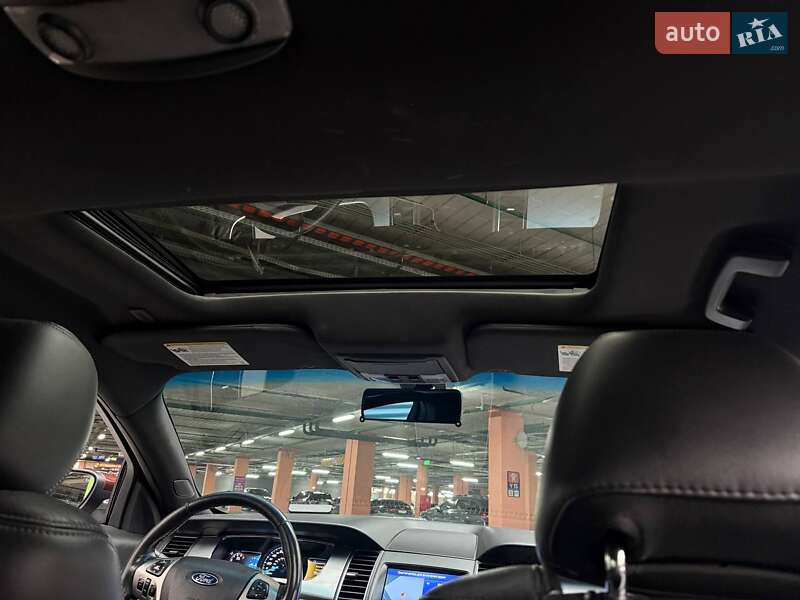 Седан Ford Taurus 2016 в Києві