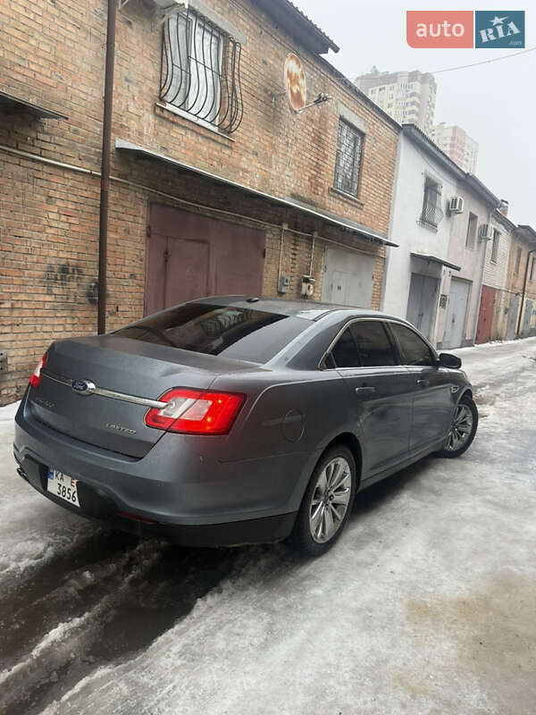 Седан Ford Taurus 2009 в Киеве