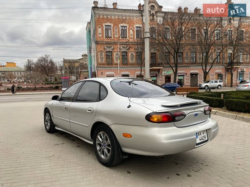 Седан Ford Taurus 1996 в Запорожье