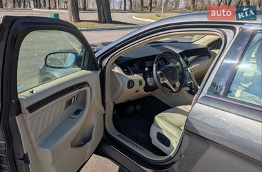 Седан Ford Taurus 2017 в Николаеве