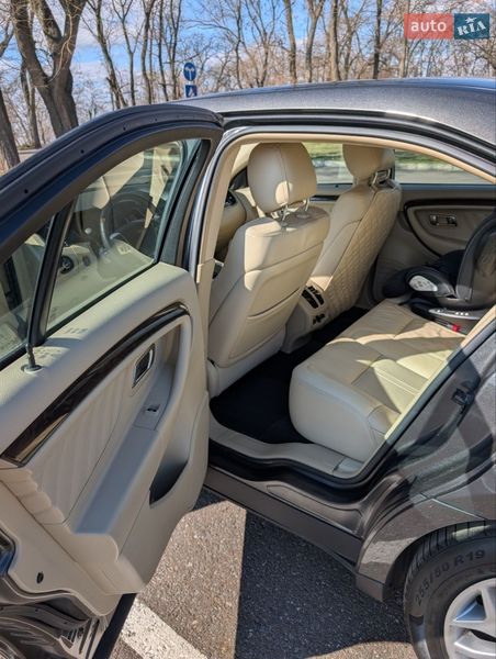 Седан Ford Taurus 2017 в Николаеве