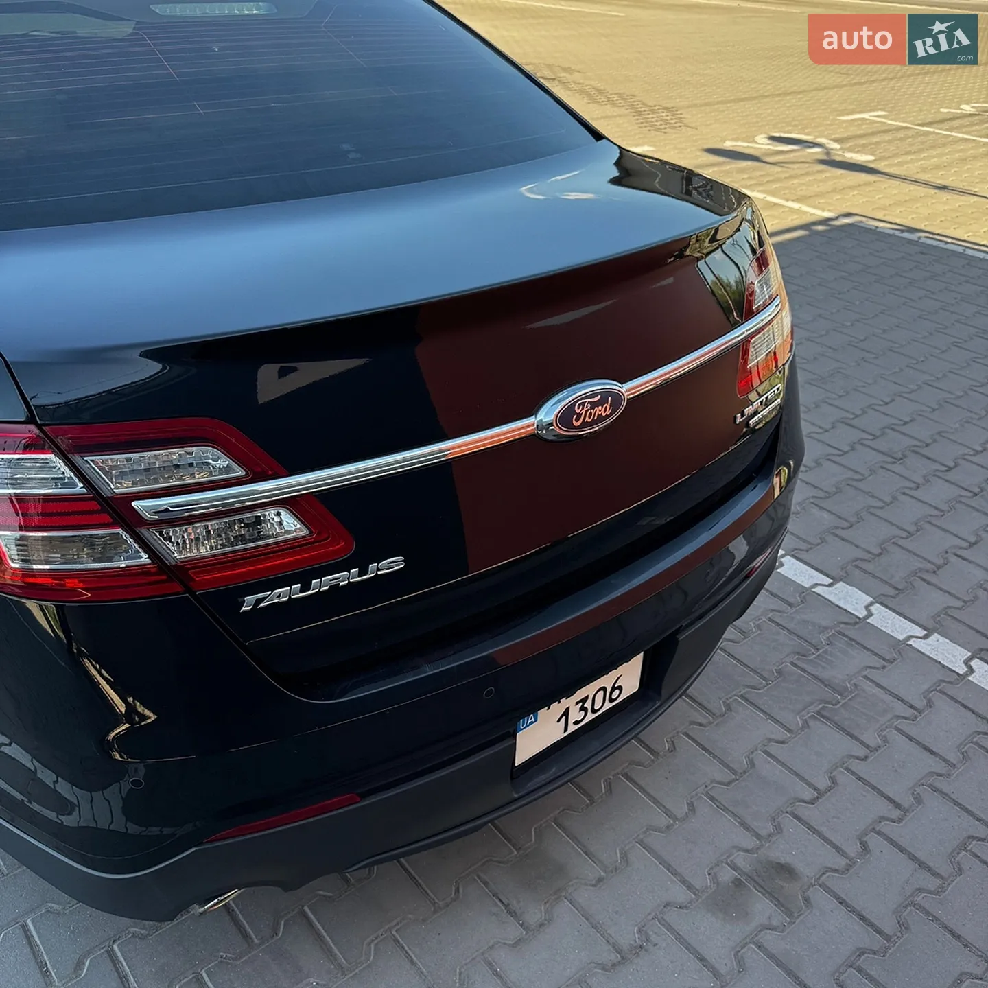 2017 Ford Taurus - мініатюра 15