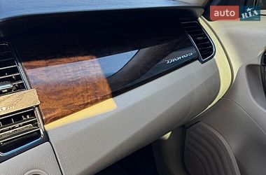 Седан Ford Taurus 2017 в Виннице