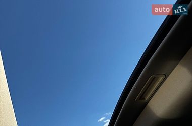 Седан Ford Taurus 2017 в Виннице
