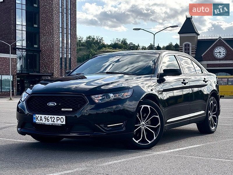 Ford Taurus 2014