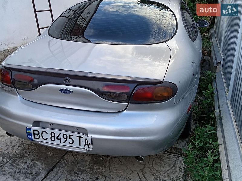 Седан Ford Taurus 1997 в Нововолынске