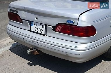 Седан Ford Taurus 1995 в Киеве