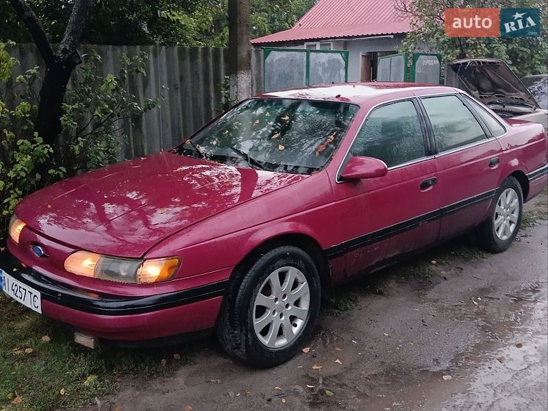 Седан Ford Taurus 1992 в Харкові