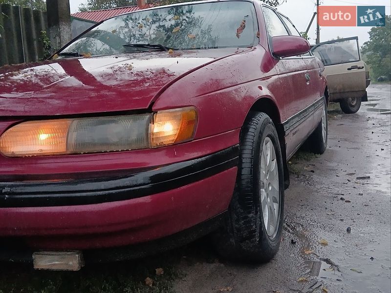 Седан Ford Taurus 1992 в Харкові