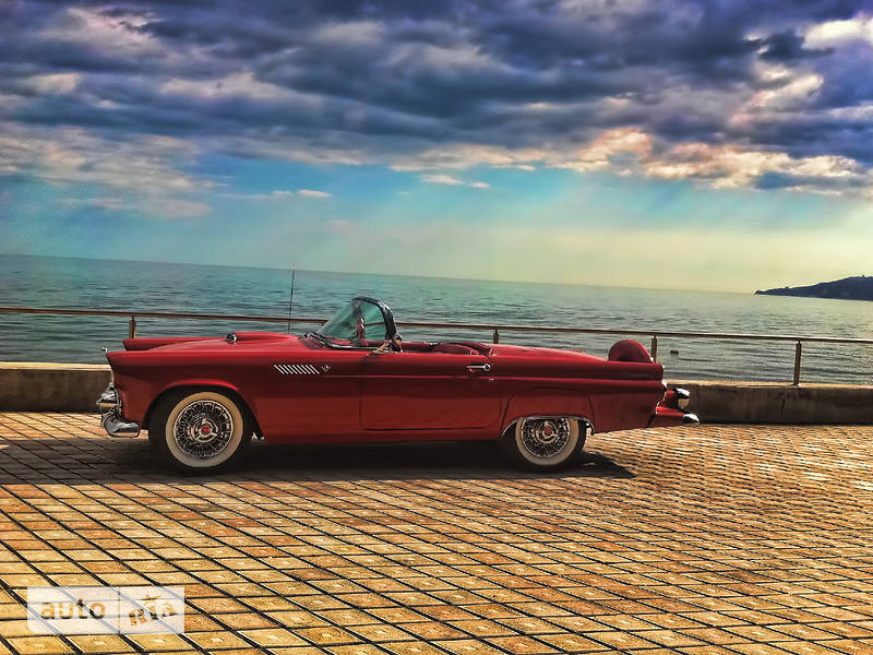 Кабриолет Ford Thunderbird 1955 в 