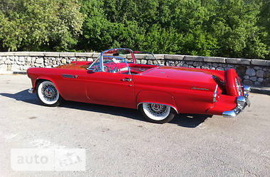 Кабриолет Ford Thunderbird 1955 в 