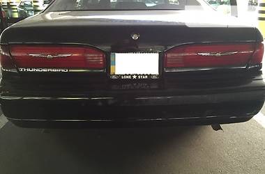 Купе Ford Thunderbird 1990 в 