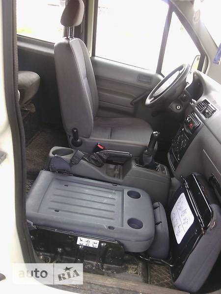 Минивэн Ford Tourneo Connect 2005 в Костополе