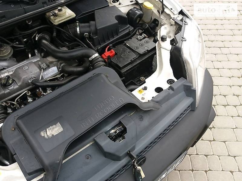 Вантажопасажирський фургон Ford Tourneo Connect 2006 в Чернівцях