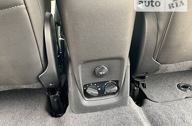 Минивэн Ford Tourneo Connect 2016 в 