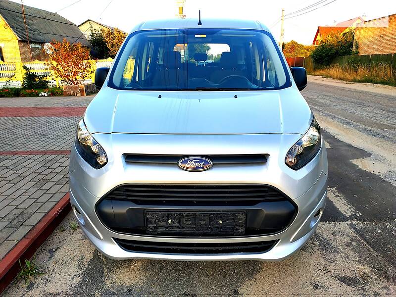 Универсал Ford Tourneo Connect 2016 в Киеве