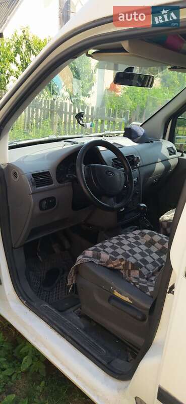 Універсал Ford Tourneo Connect 2003 в Снятині