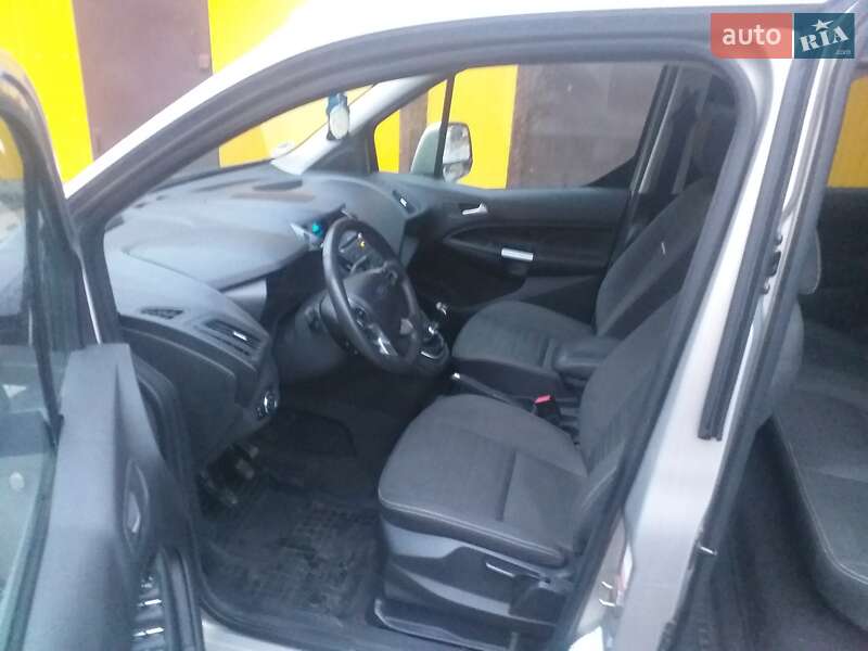 Минивэн Ford Tourneo Connect 2014 в Южноукраинске