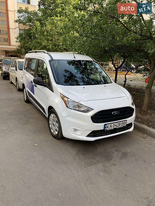 Минивэн Ford Tourneo Connect 2018 в Киеве