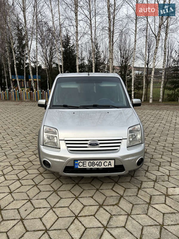 Минивэн Ford Tourneo Connect 2012 в Черновцах