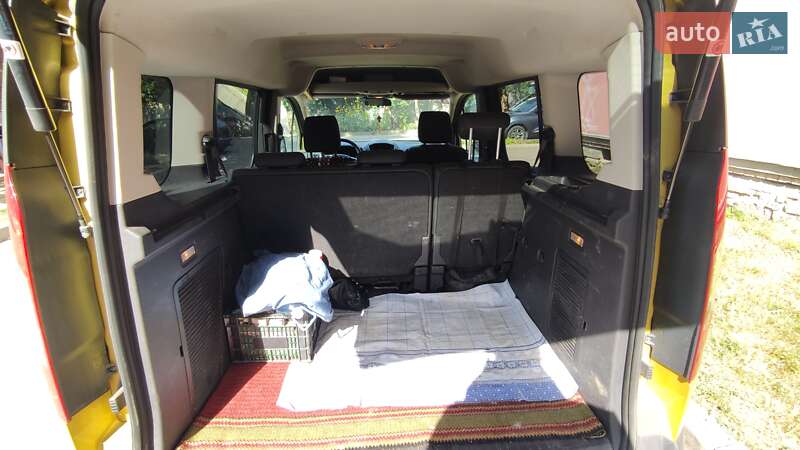 Минивэн Ford Tourneo Connect 2013 в Кропивницком